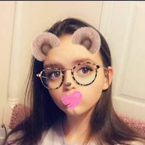 Meet your Posher, Cierra